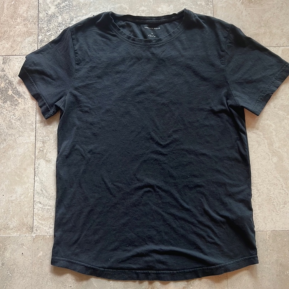 SAKS FIFTH AVENUE- Black Tee- Small
